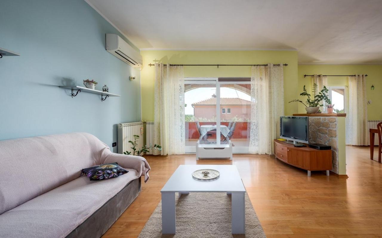 Iva House With Apartment Umag Exterior foto